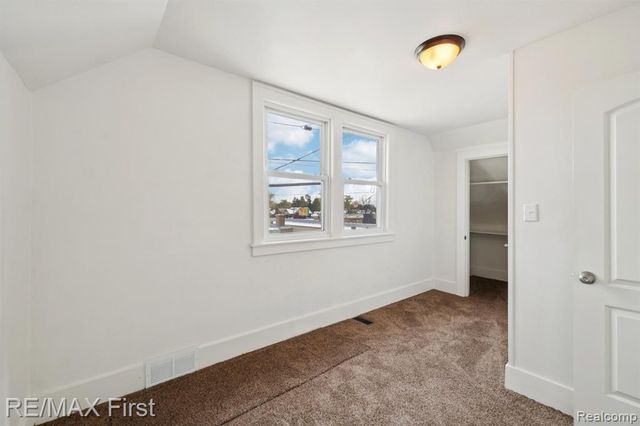 7726 Coolidge, Center Line, MI 48015