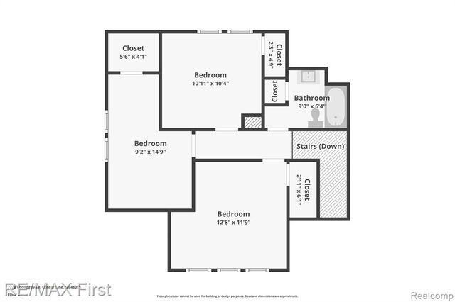 7726 Coolidge, Center Line, MI 48015