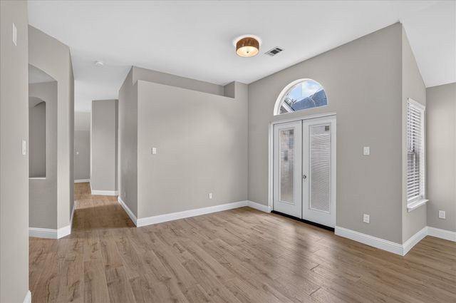 1868 Meyerwood Lane N, Flower Mound, TX 75028