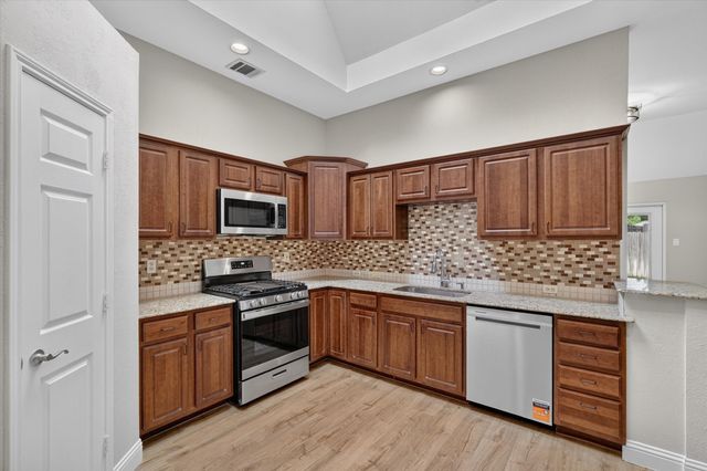 1868 Meyerwood Lane N, Flower Mound, TX 75028