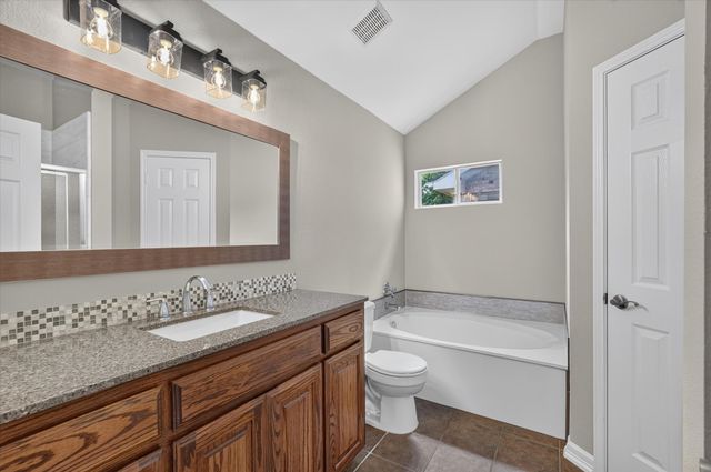 1868 Meyerwood Lane N, Flower Mound, TX 75028