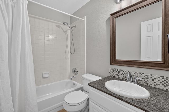 1868 Meyerwood Lane N, Flower Mound, TX 75028