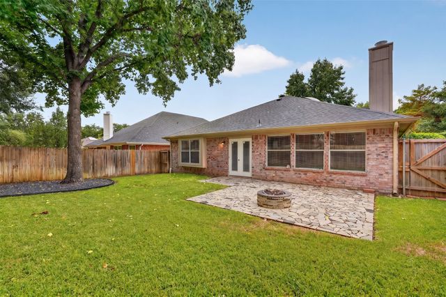 1868 Meyerwood Lane N, Flower Mound, TX 75028