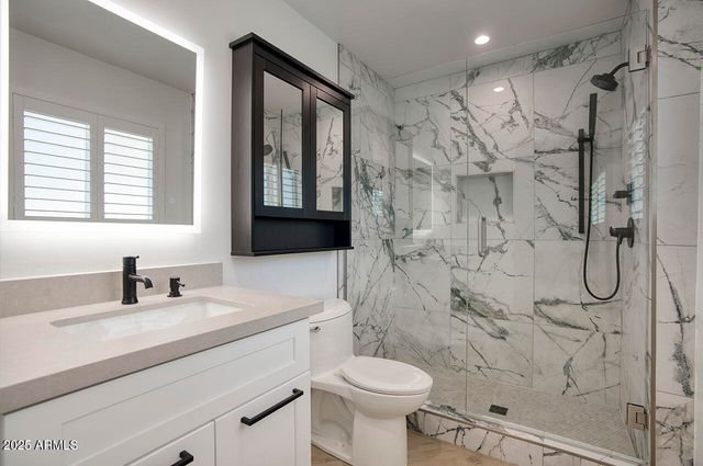 8318 E SELLS Drive, Scottsdale, AZ 85251