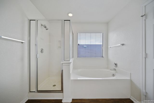 127 BASS LN, New Braunfels, TX 78130