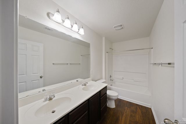 127 BASS LN, New Braunfels, TX 78130