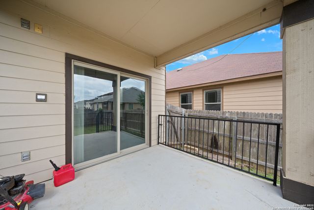 127 BASS LN, New Braunfels, TX 78130
