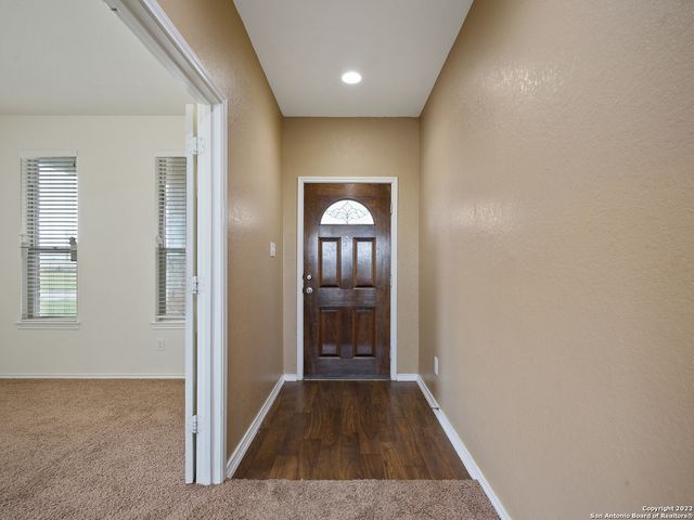 127 BASS LN, New Braunfels, TX 78130