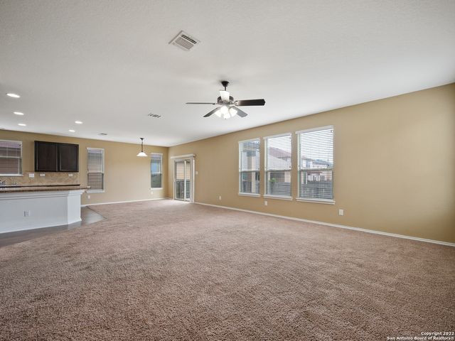 127 BASS LN, New Braunfels, TX 78130