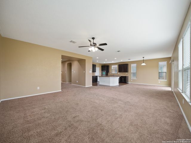 127 BASS LN, New Braunfels, TX 78130