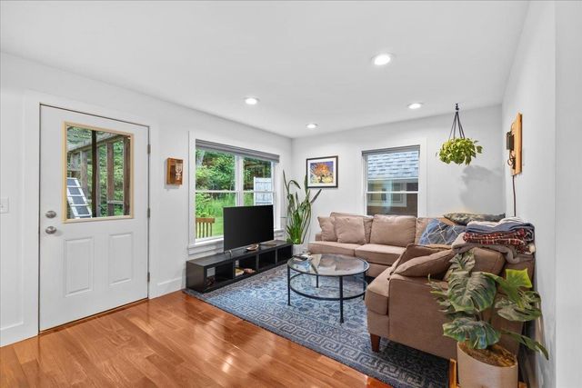 367 Sylvan Park Road, Stowe, VT 05672