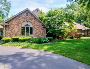 6759 Carrie Pine Lane, Toledo, OH 43617