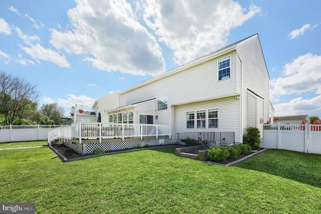 25 WILLOW WOOD CT, York, PA 17406