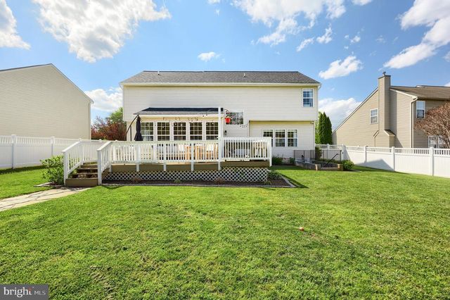 25 WILLOW WOOD CT, York, PA 17406