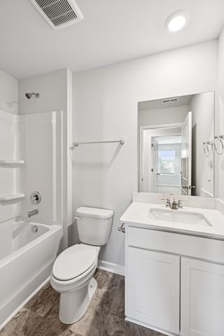 2220 Cheltenham Pl, Columbia, TN 38401