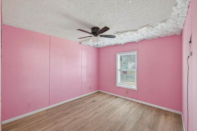 7436 West Circle NE, Fridley, MN 55432