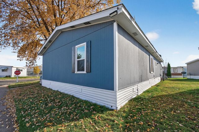 7436 West Circle NE, Fridley, MN 55432