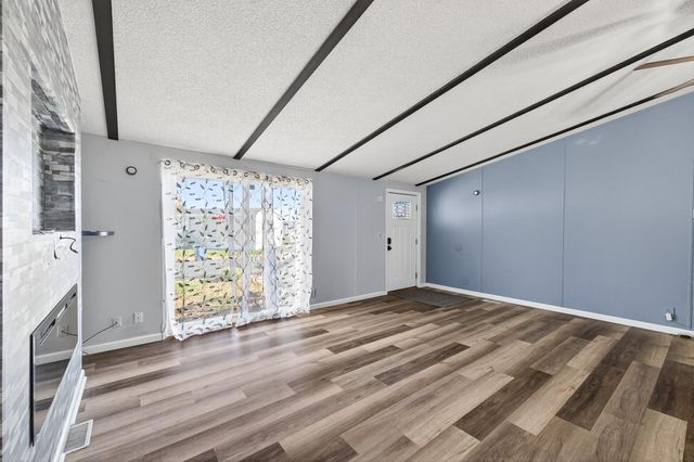 7436 West Circle NE, Fridley, MN 55432