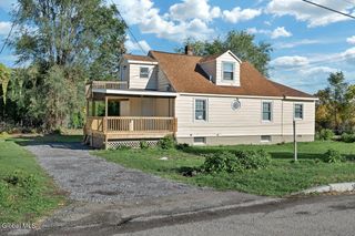 12 Taylor Street, Cohoes, NY 12047