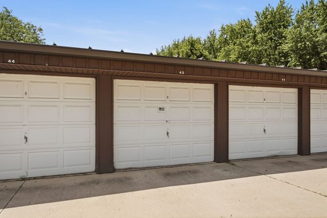 3111 Ingalls Avenue 1C, Joliet, IL 60435