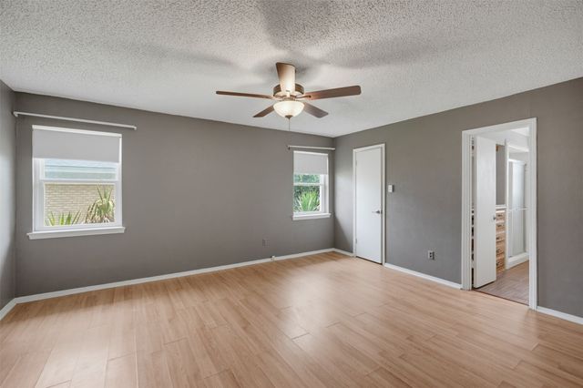 4633 Saldana Drive, Fort Worth, TX 76133