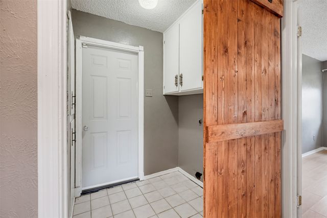 4633 Saldana Drive, Fort Worth, TX 76133