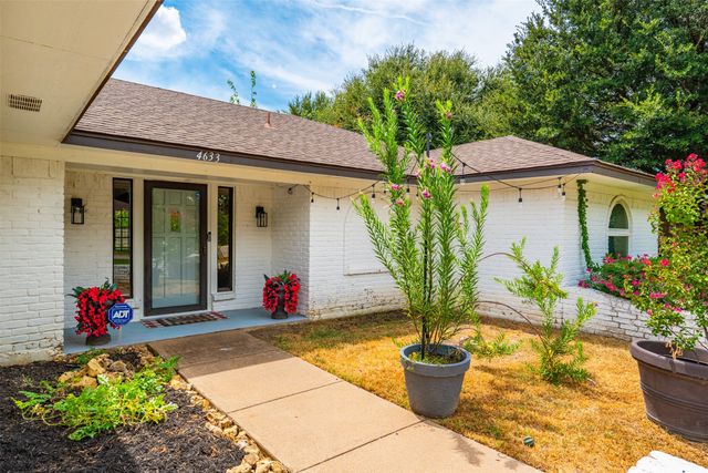4633 Saldana Drive, Fort Worth, TX 76133