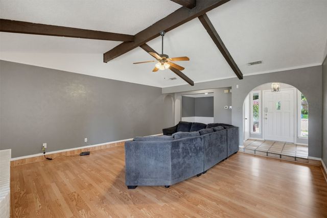 4633 Saldana Drive, Fort Worth, TX 76133