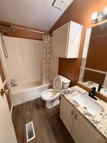 20284 Forest Woods Lane, Montgomery, TX 77356