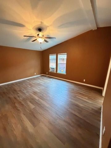 20284 Forest Woods Lane, Montgomery, TX 77356