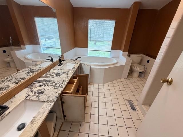 20284 Forest Woods Lane, Montgomery, TX 77356