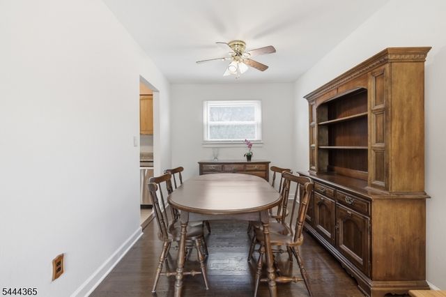 9 Brearly Cres, Mount Olive Twp., NJ 07836