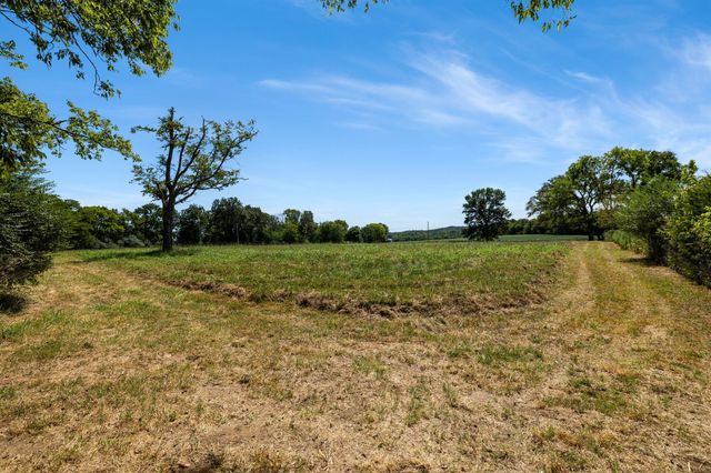 8362 Patterson Rd, College Grove, TN 37046