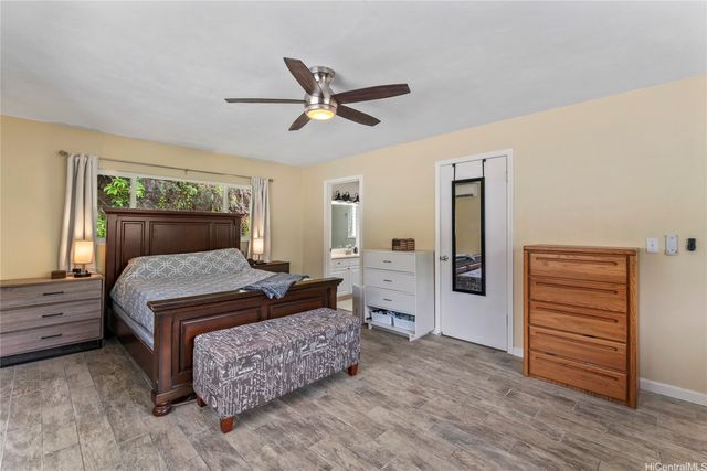 99-863 Meaala Street, Aiea, HI 96701