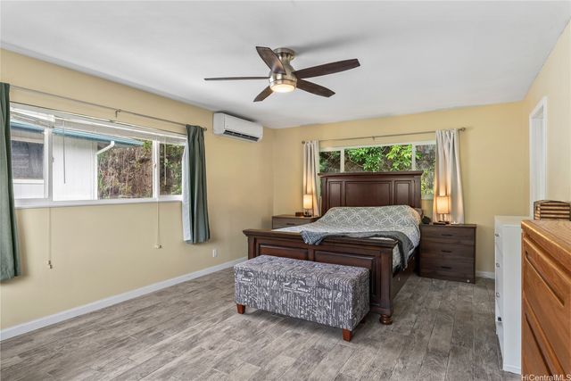 99-863 Meaala Street, Aiea, HI 96701