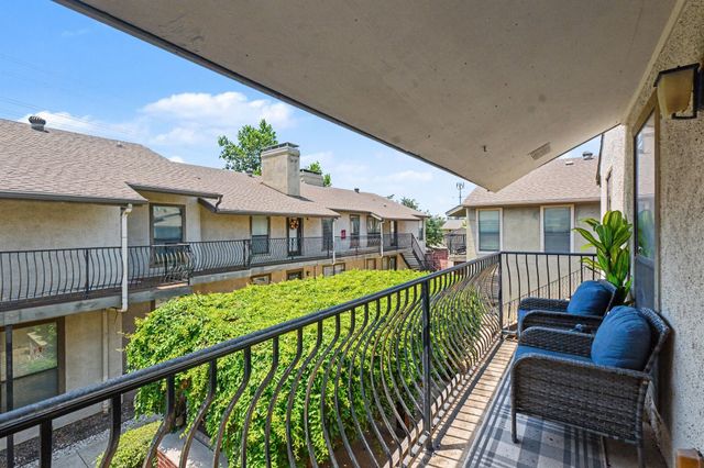 5806 Birchbrook Drive 210, Dallas, TX 75206