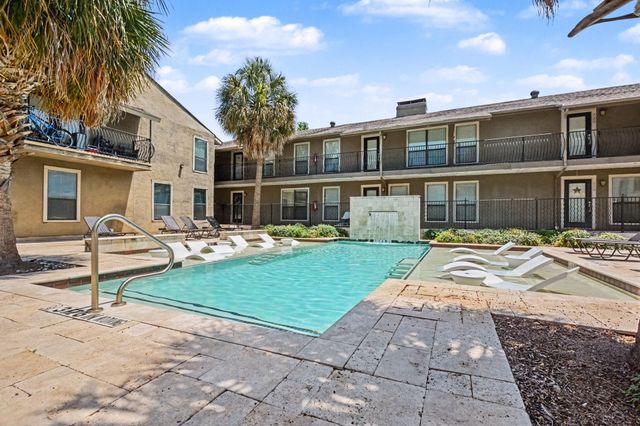 5806 Birchbrook Drive 210, Dallas, TX 75206