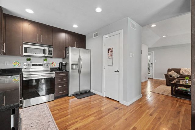5806 Birchbrook Drive 210, Dallas, TX 75206