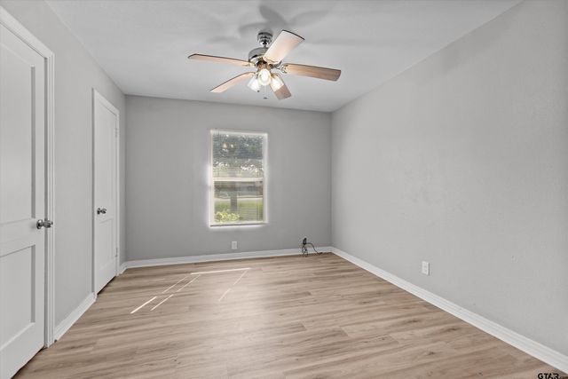 2914 W Gentry Parkway, Tyler, TX 75702