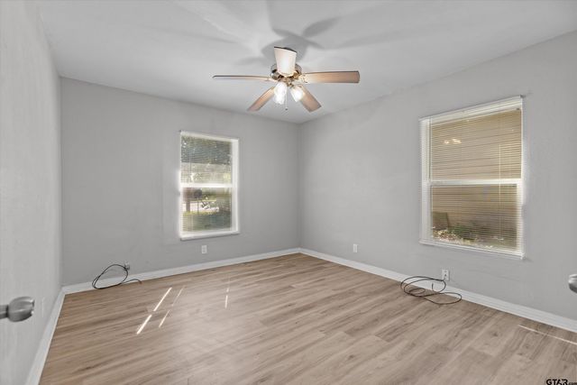 2914 W Gentry Parkway, Tyler, TX 75702
