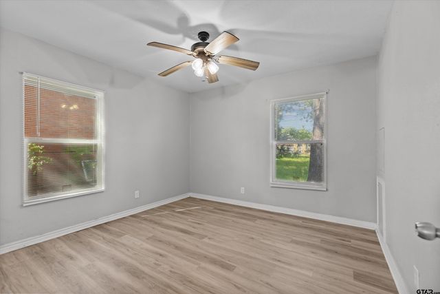 2914 W Gentry Parkway, Tyler, TX 75702