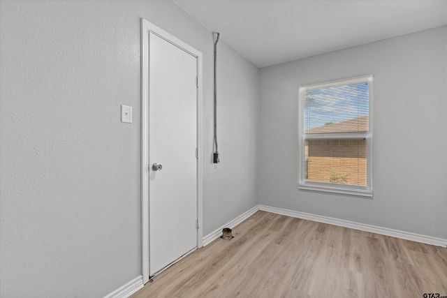 2914 W Gentry Parkway, Tyler, TX 75702