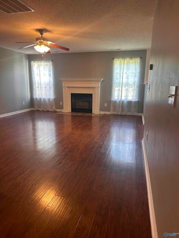 4804 Brownston Court SE, Owens Cross Roads, AL 35763