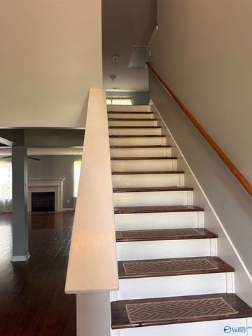 4804 Brownston Court SE, Owens Cross Roads, AL 35763