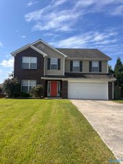 4804 Brownston Court SE, Owens Cross Roads, AL 35763