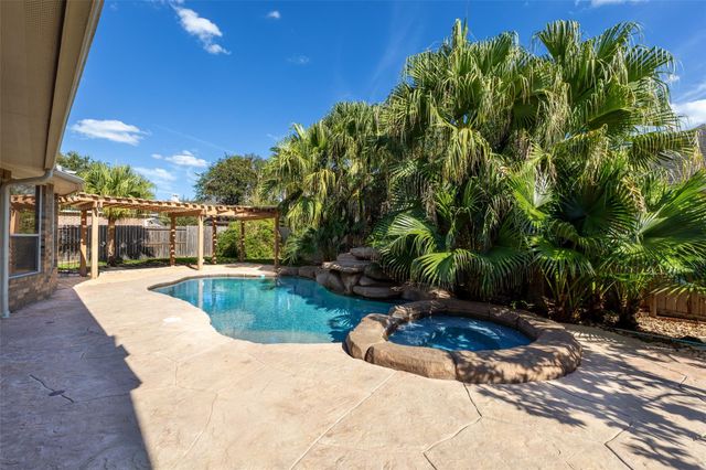 1211 Sterling Court, Katy, TX 77494