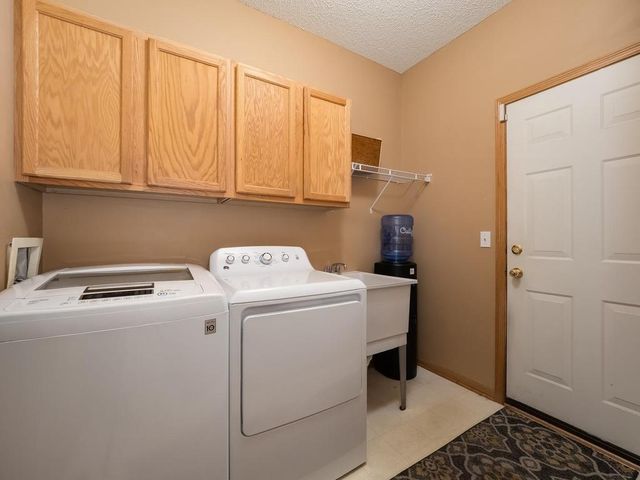 7561 Kimberly Lane N, Maple Grove, MN 55311