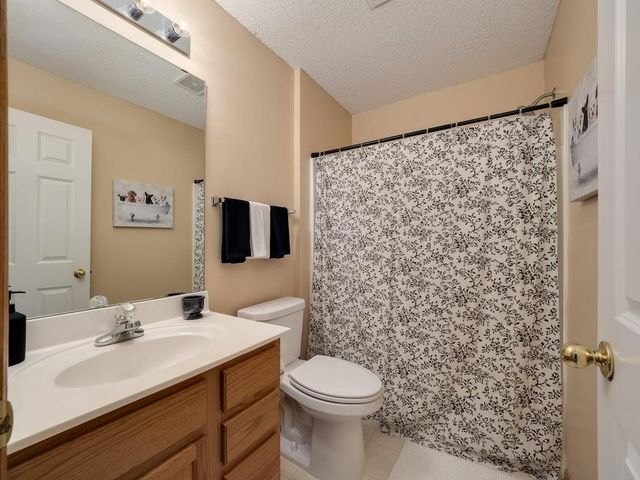 7561 Kimberly Lane N, Maple Grove, MN 55311