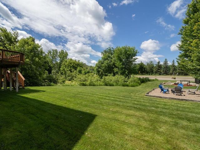 7561 Kimberly Lane N, Maple Grove, MN 55311