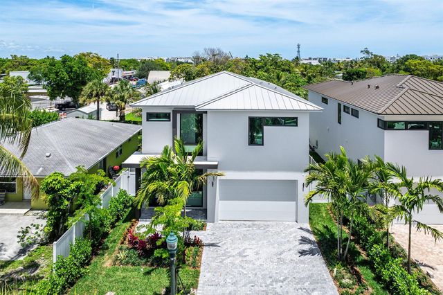 207 SE 5th Street, Delray Beach, FL 33483